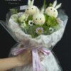 Mẫu Hoa Bó Ping Pong Thỏ Trắng thiết kế đáng yêu tại Mcheng Florist