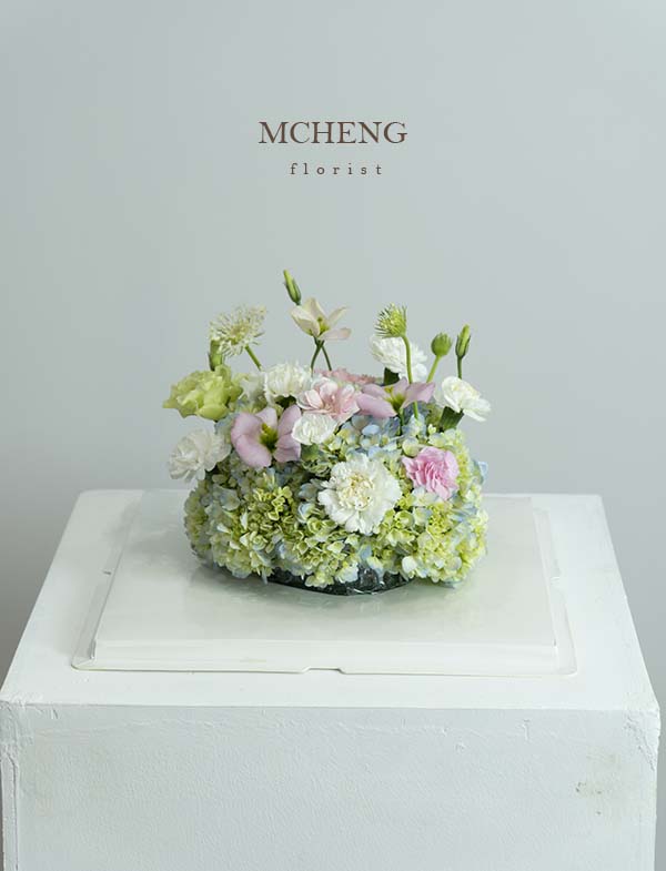 Hoa Banh Kem Sinh Nhat Tone Pastel Mcheng Florist Long Khanh Mẫu Hoa Bánh Kem Sinh Nhật Tone Pastel làm quà tặng sinh nhật lãng mạn tại Mcheng Florist