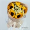 Mẫu hoa bó tốt nghiệp hướng dương mix cúc tana bọc kính trong suốt tại Mcheng Florist