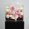 Mẫu Hộp Hoa Mica Thược Dược Hồng Pastel thiết kế túi xách thời trang tại Mcheng Florist