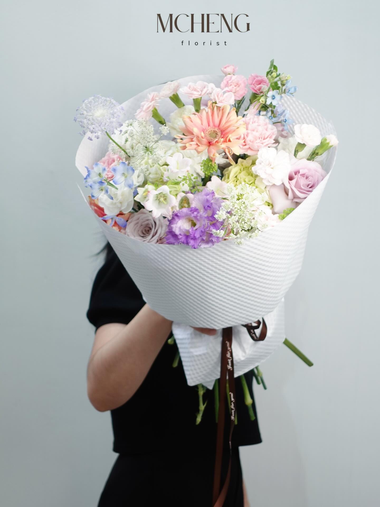 Bó Hoa Mix Tone Pastel Bồng Bềnh - Mcheng Florist Mẫu Hoa Bó Mix Tone Pastel thiết kế ngọt ngào tại Mcheng Florist