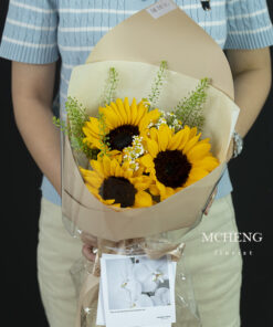 Hoa tốt nghiệp MC05