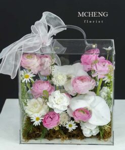 Mẫu Hộp Hoa Mica Mao Lương Hồng Mix Lan Hồ Điệp thiết kế điệu đà tại Mcheng Florist
