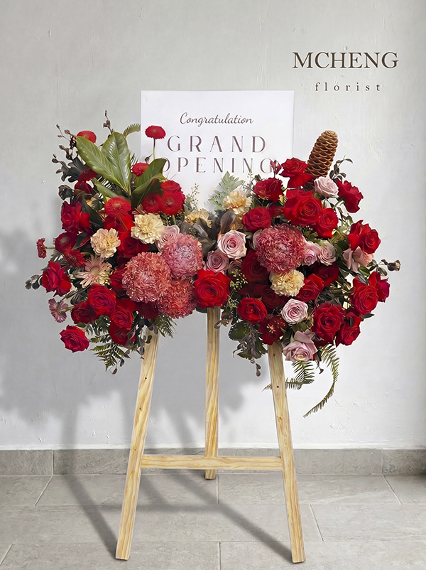 Ke Hoa Khai Truong Chan Go Tone Do Mcheng Florist Long Khanh Mẫu Kệ Hoa Khai Trương Chân Gỗ Tone Đỏ thiết kế chân kệ chữ A sang trọng tại Mcheng Florist Long Khánh