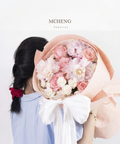 Mẫu Hoa Bó Mẫu Đơn Hồng Phấn thiết kế lãng mạn tại Mcheng Florist