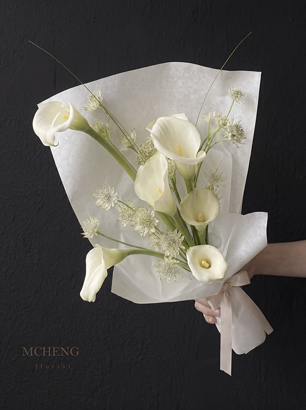 Bó Hoa Calla Lily Trắng Tinh Khôi - Mcheng Florist Mẫu Hoa Bó Calla Lily Trắng thiết kế sang trọng tại shop hoa tươi Long Khánh Đồng Nai
