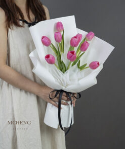Mẫu Hoa Bó Tulip Hồng phong cách Hàn Quốc tại shop hoa tươi Long Khánh Đồng Nai