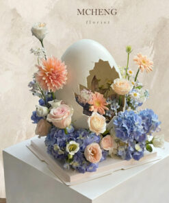 Mẫu Hoa Bánh Kem Quả Trứng thiết kế nghệ thuật độc lạ tại Mcheng Florist