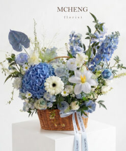 Mẫu Giỏ Hoa Cẩm Tú Cầu Xanh Mix Phi Yến thiết kế lãng mạn dịu mát tại shop hoa tươi Mcheng Florist